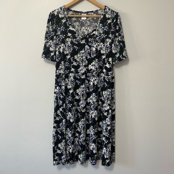 New Kim & Co. Black Floral Brazil Knit Short Mini Dress Size Medium bin 1V - Picture 2 of 5